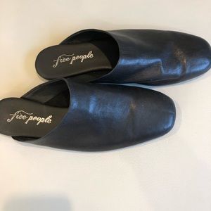 Free people flats